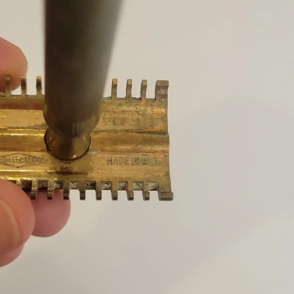 Antique Gillette Safety Razor gold tone  Made in USA pat date jan 13, 1920